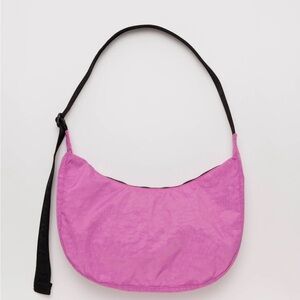 Baggu Crescent Medium Crossbody Bag - Extra Pink